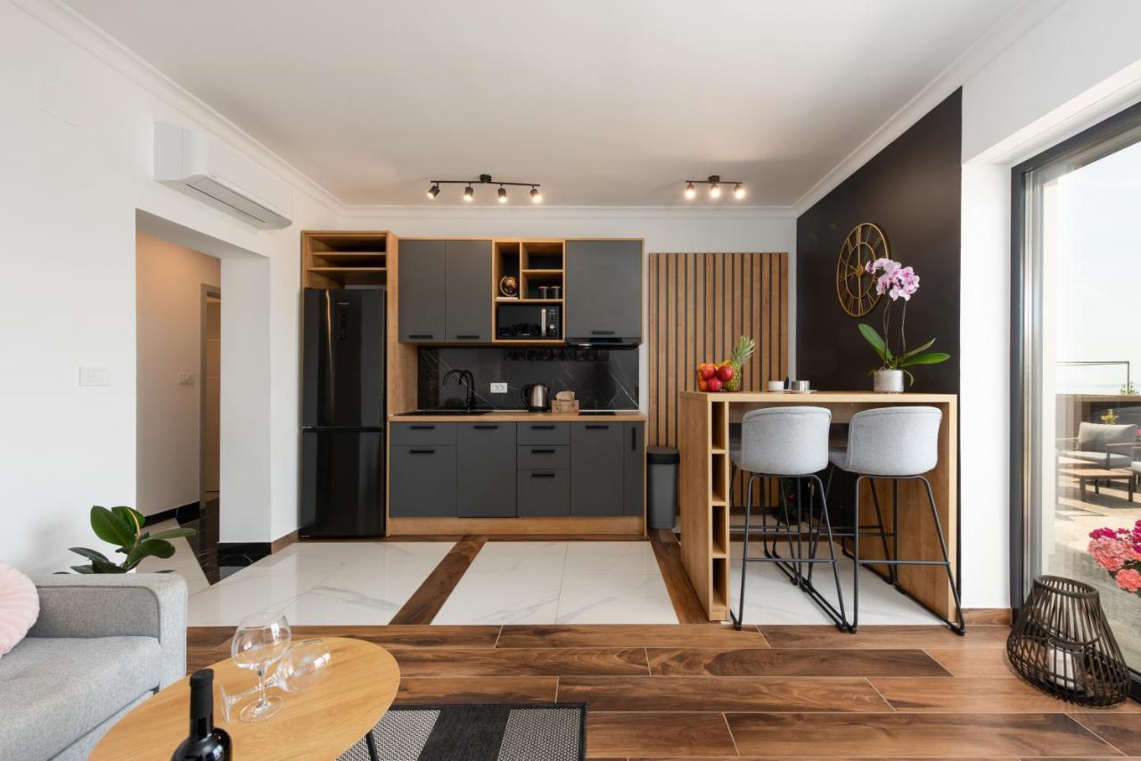 Apartments Alba Chiara カスタヴ エクステリア 写真