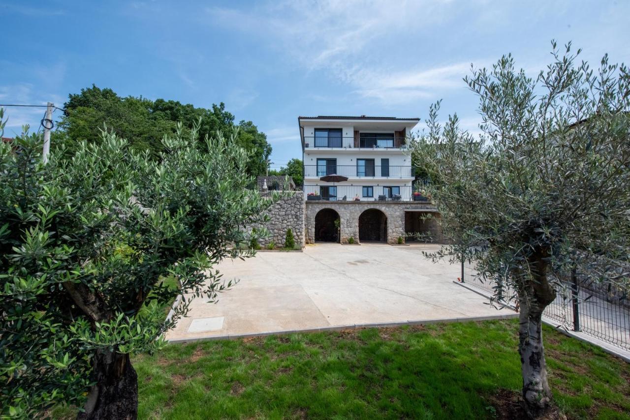 Apartments Alba Chiara カスタヴ エクステリア 写真