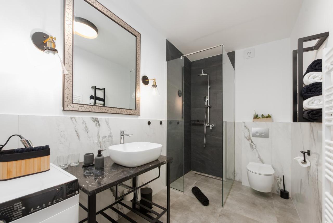 Apartments Alba Chiara カスタヴ エクステリア 写真