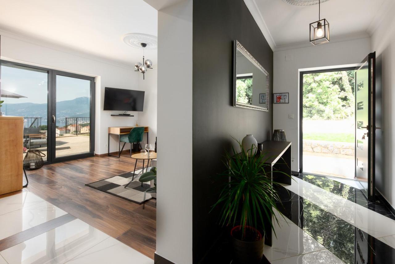 Apartments Alba Chiara カスタヴ エクステリア 写真